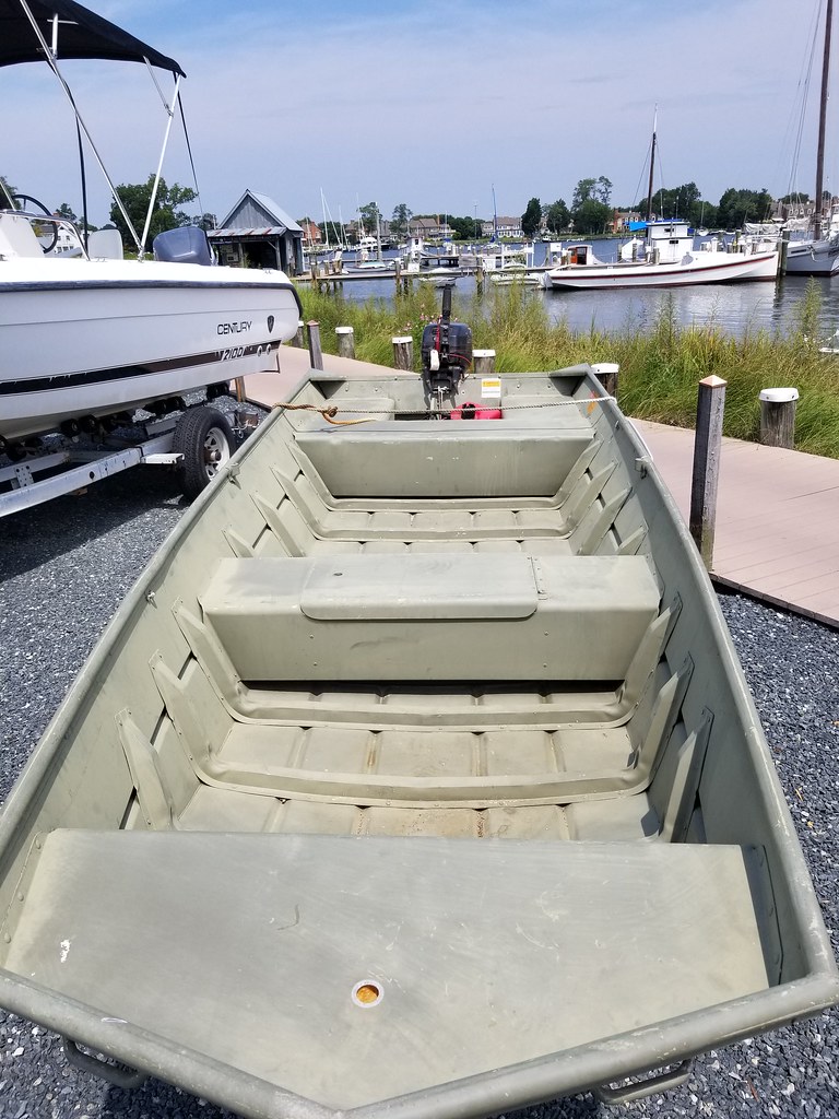 5197 Lowe Jon Boat LOWE 14 ft. ALUMINIUM JON BOAT. 9.9 Joh… Flickr