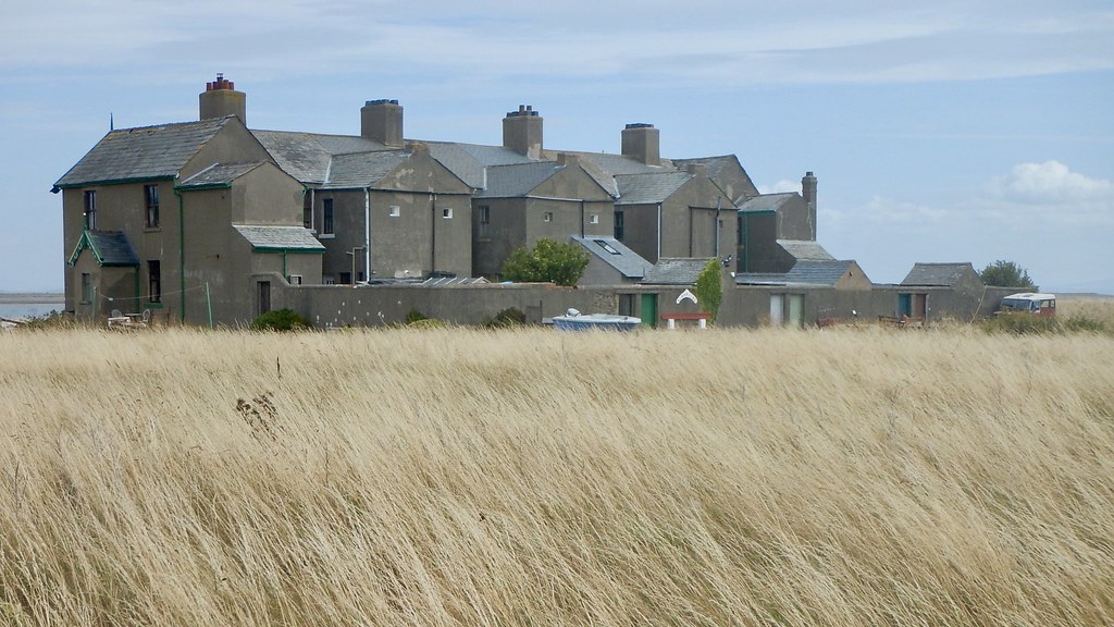 Trinity House Pilot Houses, Piel Island A view of the rear… Flickr