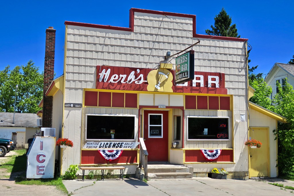 Herb's Bar, Rock, MI Herb's Bar, 14360 State Highway M35,… Flickr