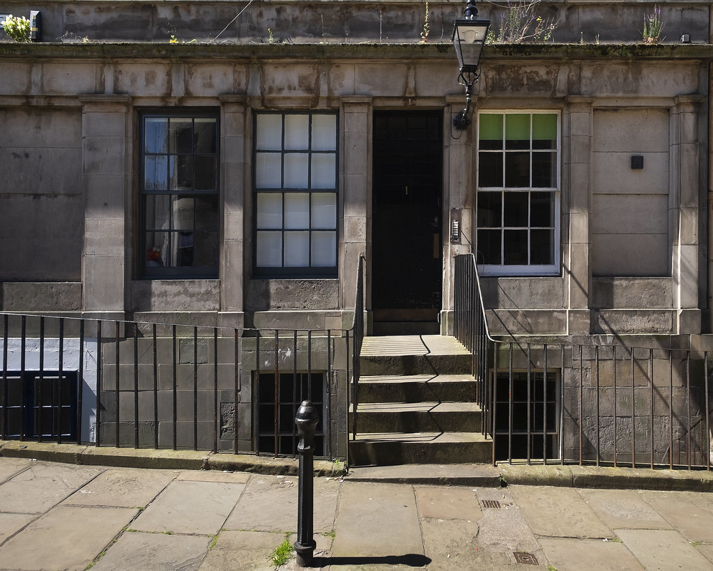 St Stephen Place, Edinburgh As seen on the BBC in the 2004… Flickr
