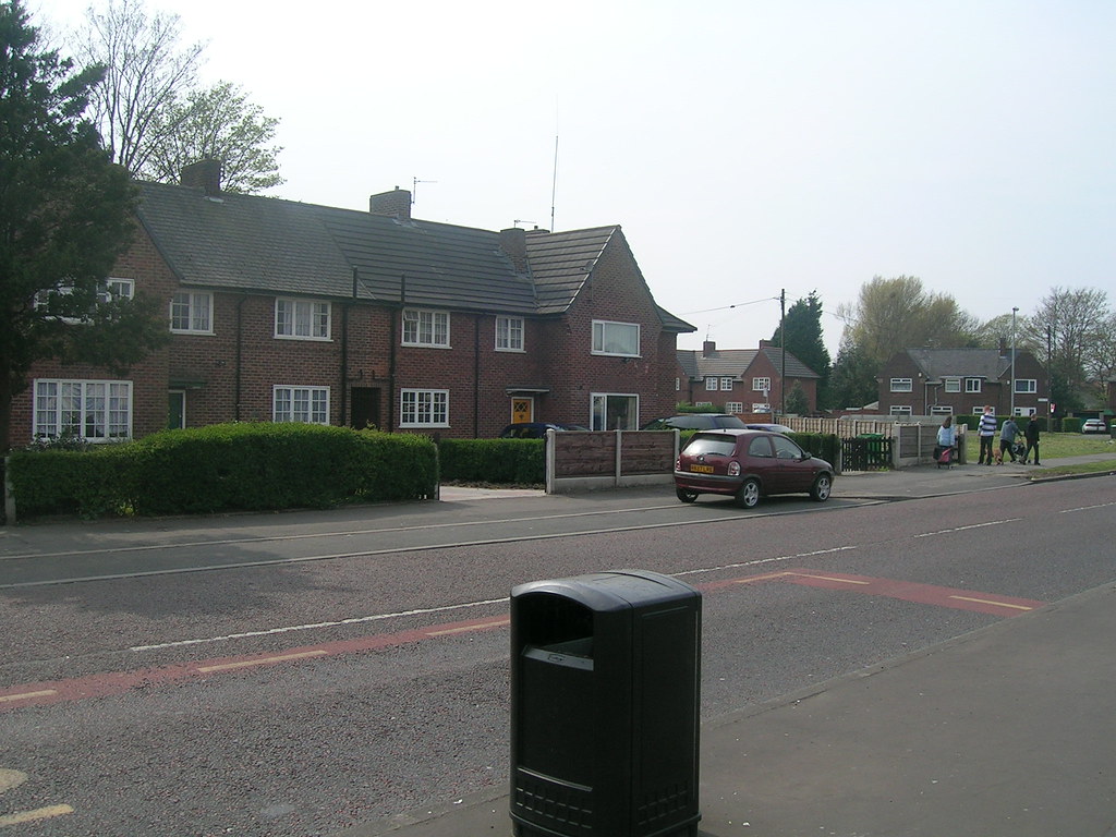 Sale Road, Northern Moor a photo on Flickriver