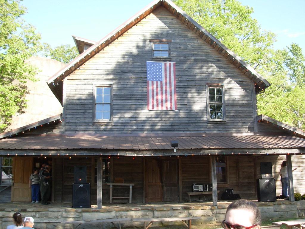 Wommack Mill This is the historical mill in Fair Grove, MO… Jana