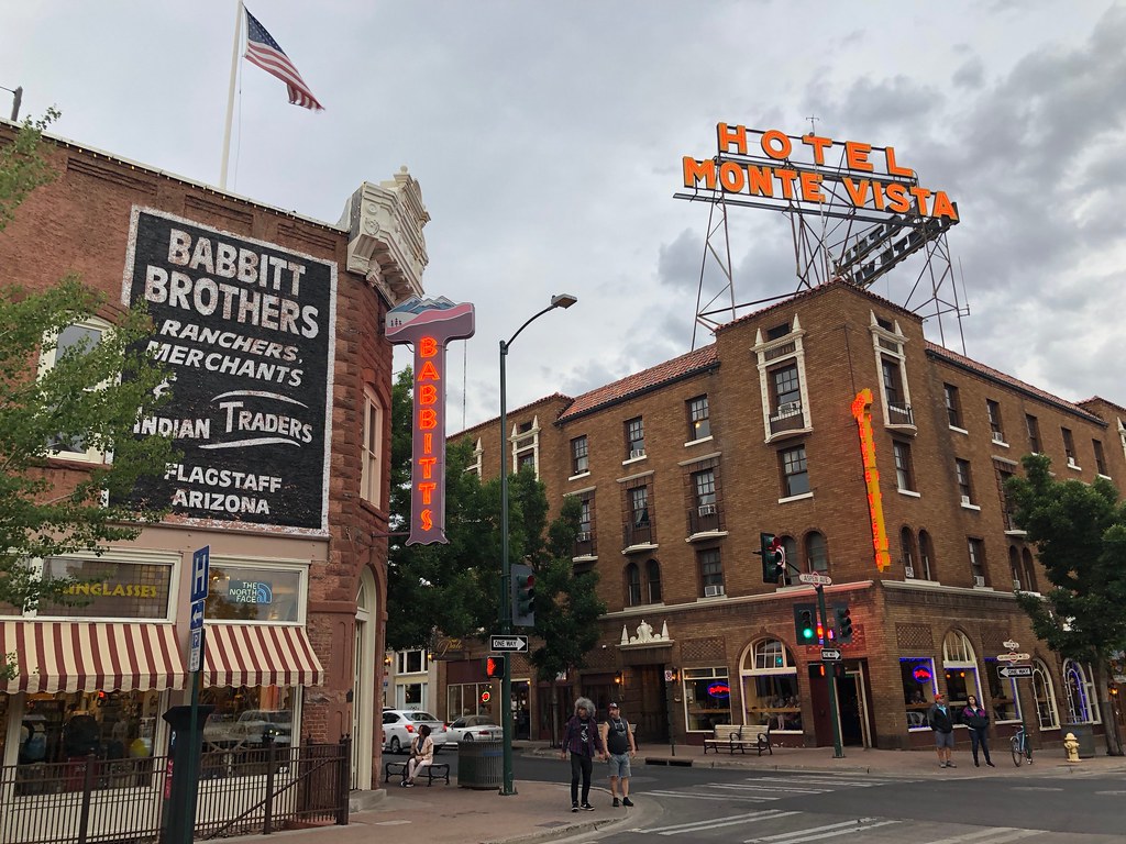 Hotel Monte Vista across the street from Babbitt Brothers,… Flickr