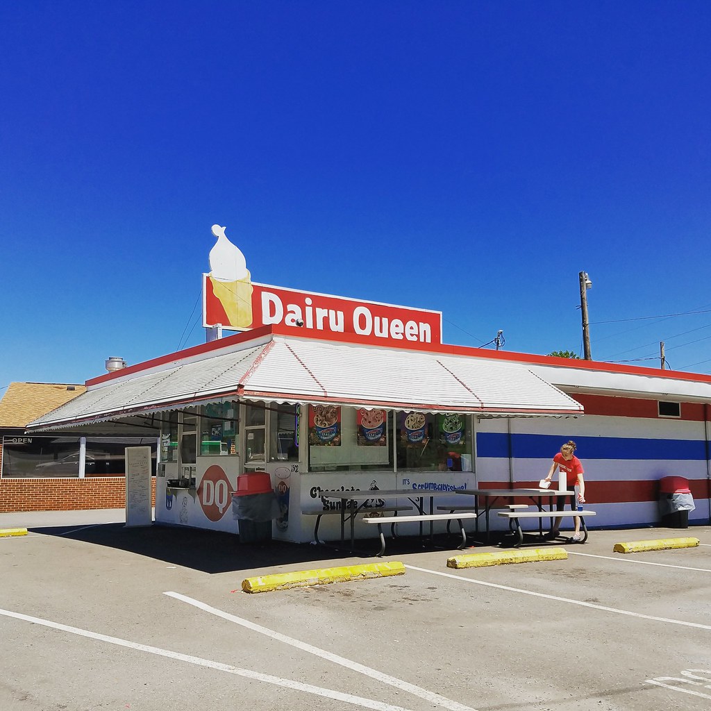 a throwback Dairy Queen in the town of Bedford, Virginia Flickr