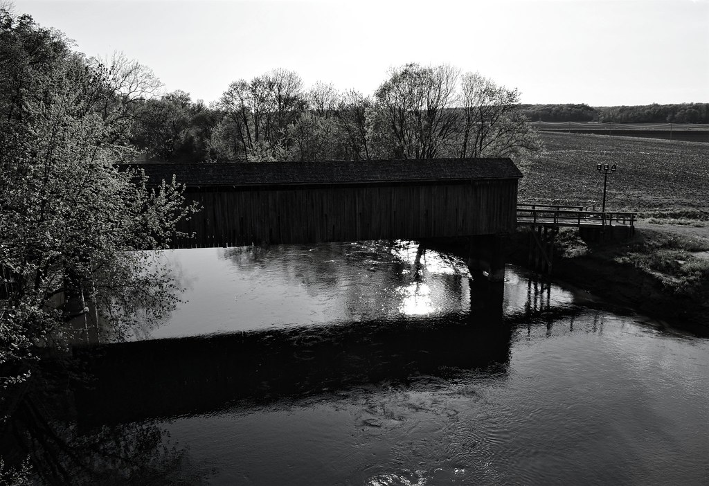 DSC_0037 Thompson Mill Covered Bridge Cowden, IL stacerae Flickr