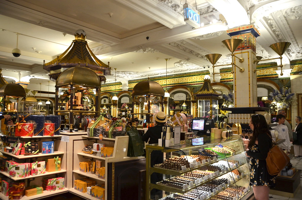 Food Hall sweets Food Hall at Harrods department store alo… Flickr