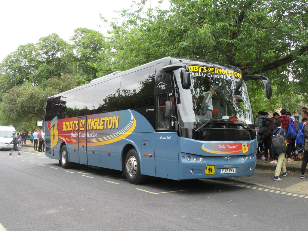 YORK Unloading on Leeman road is YJ16EKY a Temsa Safari HD… Flickr