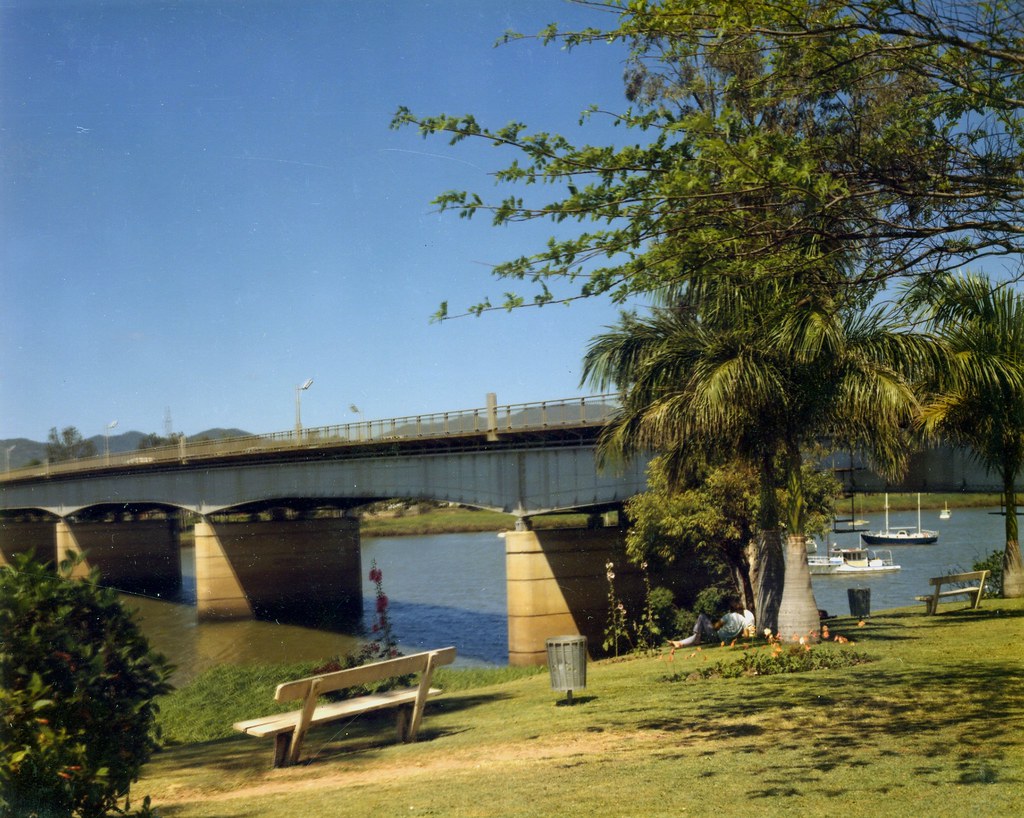 Bridge of the Fitzroy River, Rockhampton, November 1974 Flickr