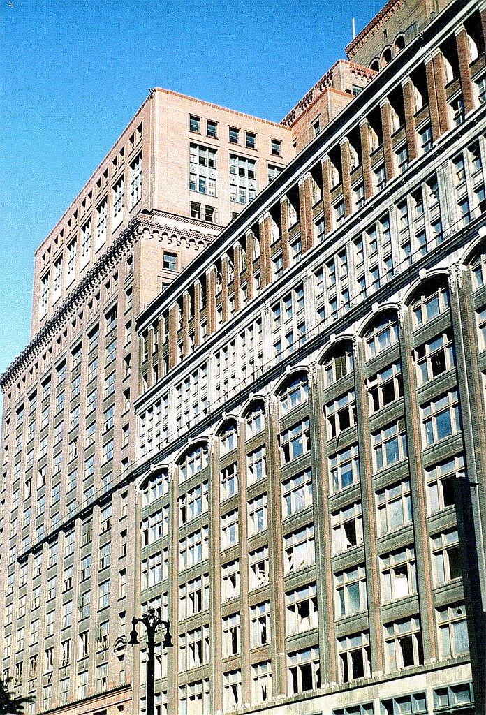 Detail J.L. Hudson Department Store (Demolished 1998)De… Flickr