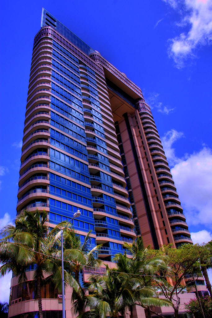 Waikiki Landmark building This is my favorite building alo… Flickr