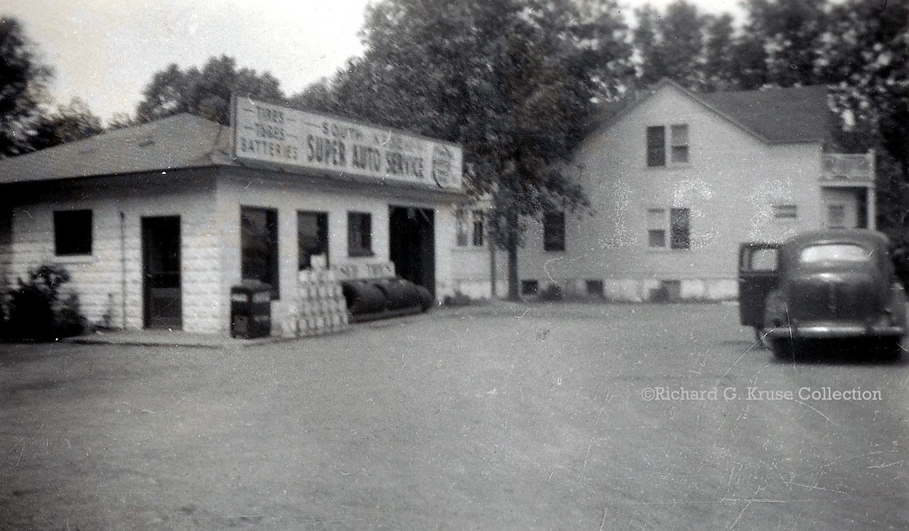 South Kedzie Super Auto Service. Chicago, Illinois. 1940's… Flickr