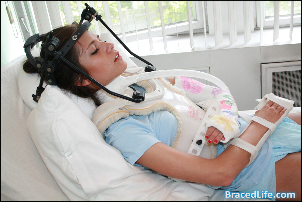cheryl_quadriplegic_story_by_medicbraced8vbpfo jane foster Flickr