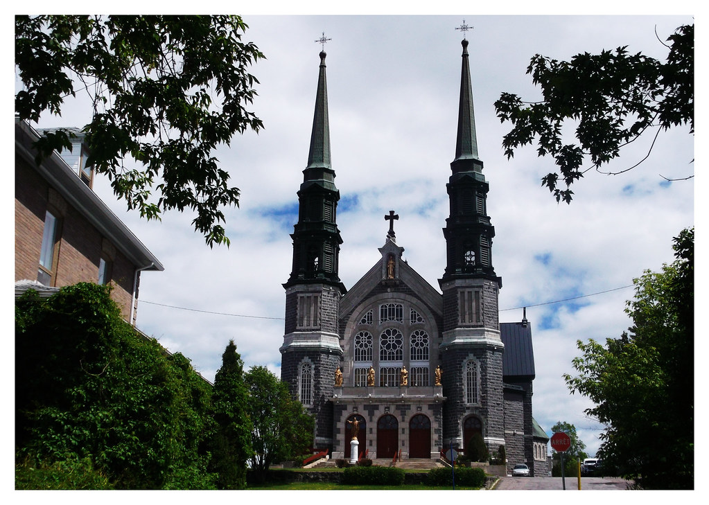Église SaintDominique Jonquière, Cité du Saguenay.Québec … Flickr