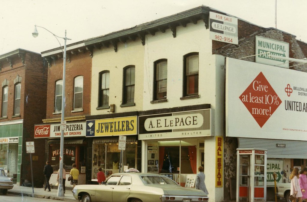 HCM00187B Belleville businesses on Front Street Belleville… Flickr