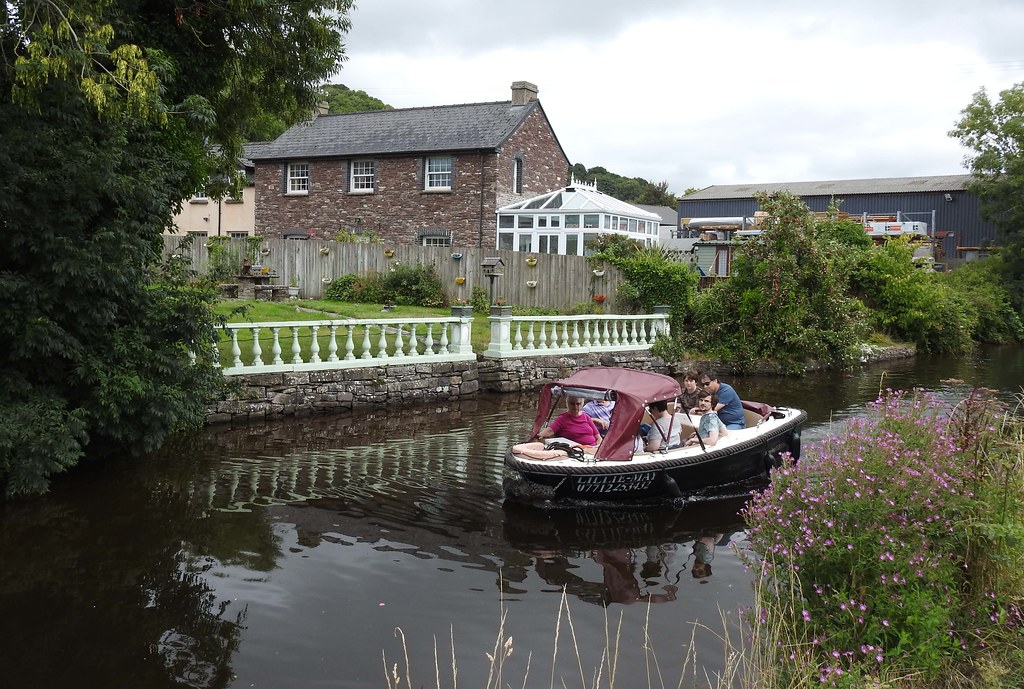 MonmouthshireBrecon Canal, The Watton, Brecon 2 August 20… Flickr