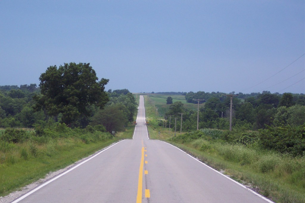 Country road outside Arrow Rock, Missouri 3 (20050703) Flickr