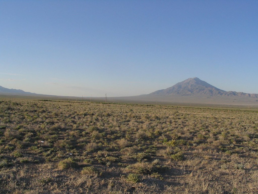 Pilot Peak, Interstate 80 Near Wendover, Nevada Pilot Peak… Flickr