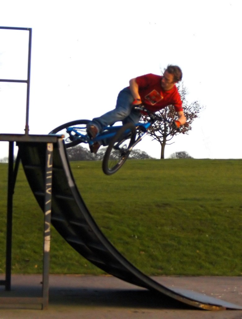 Bike Tricks 101 A pix of a guy doing bike tricks in Roundh… Flickr