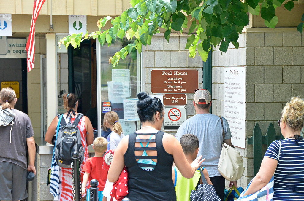 Family goes to Aquatic Recreation Center at Pocahontas Sta… Flickr