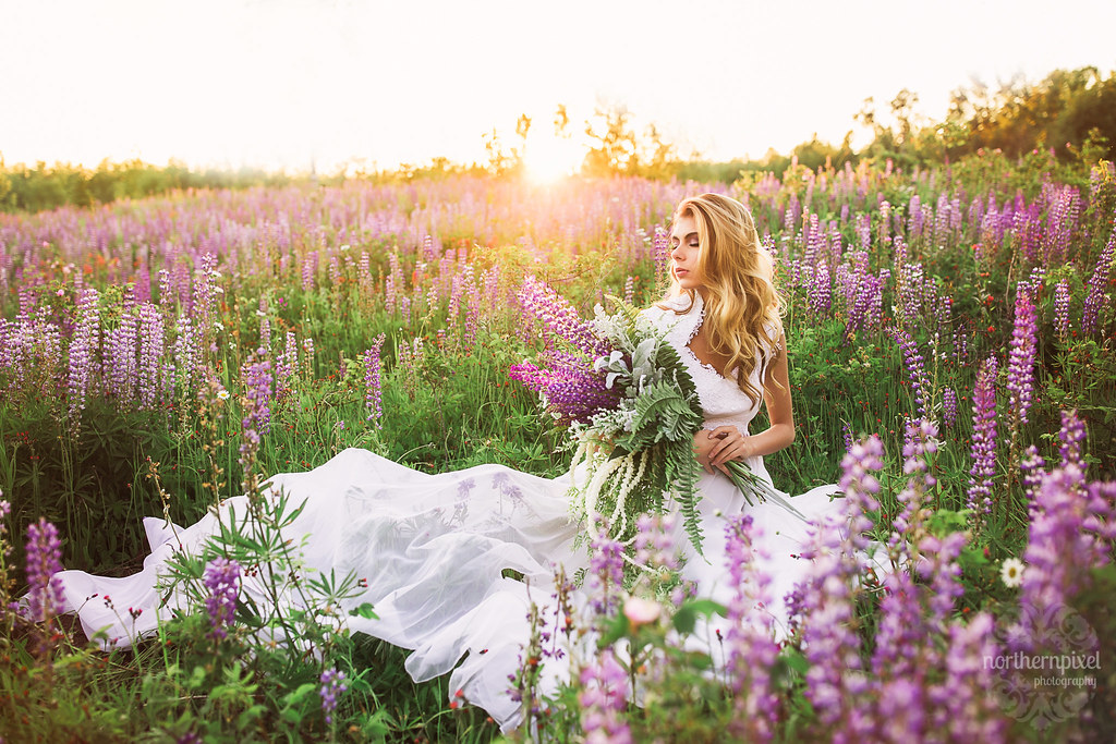 Wildflower Photography Model Session Photos from our fashi… Flickr