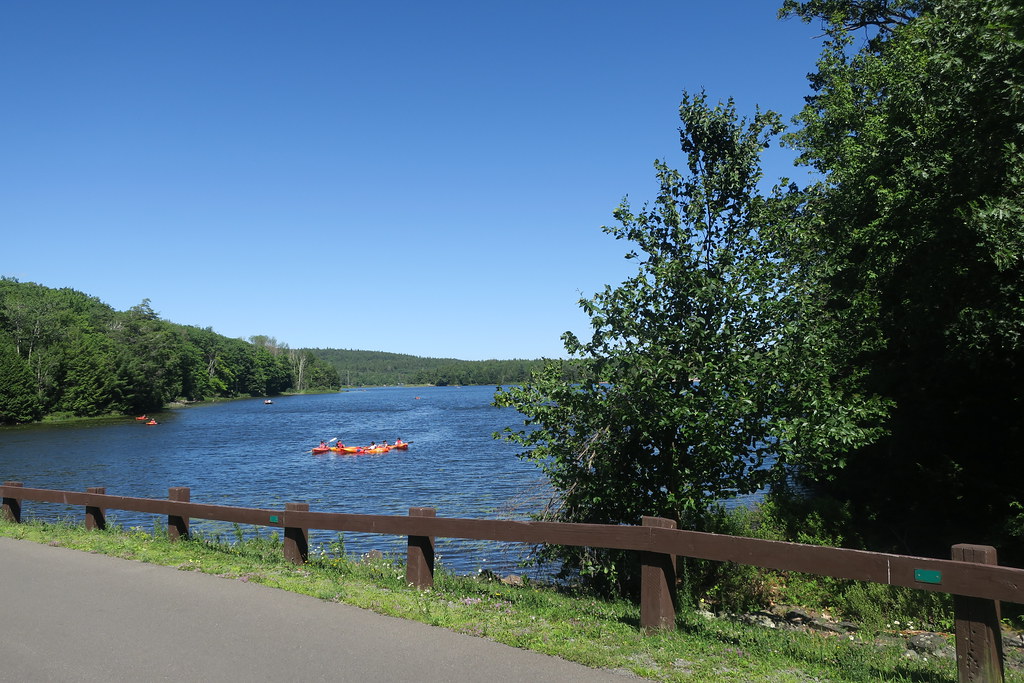 New York NorthSouth Lake NorthSouth Lake, part of an 1,… Flickr