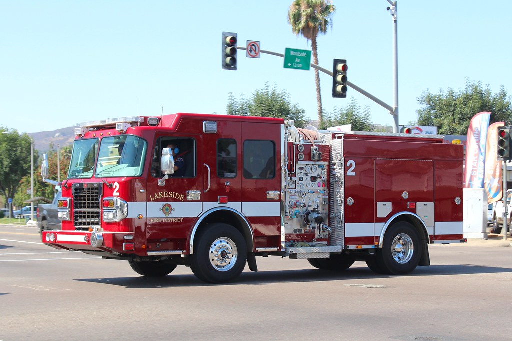 Lakeside Fire District Smeal woodland truck in Lakeside, C… Flickr