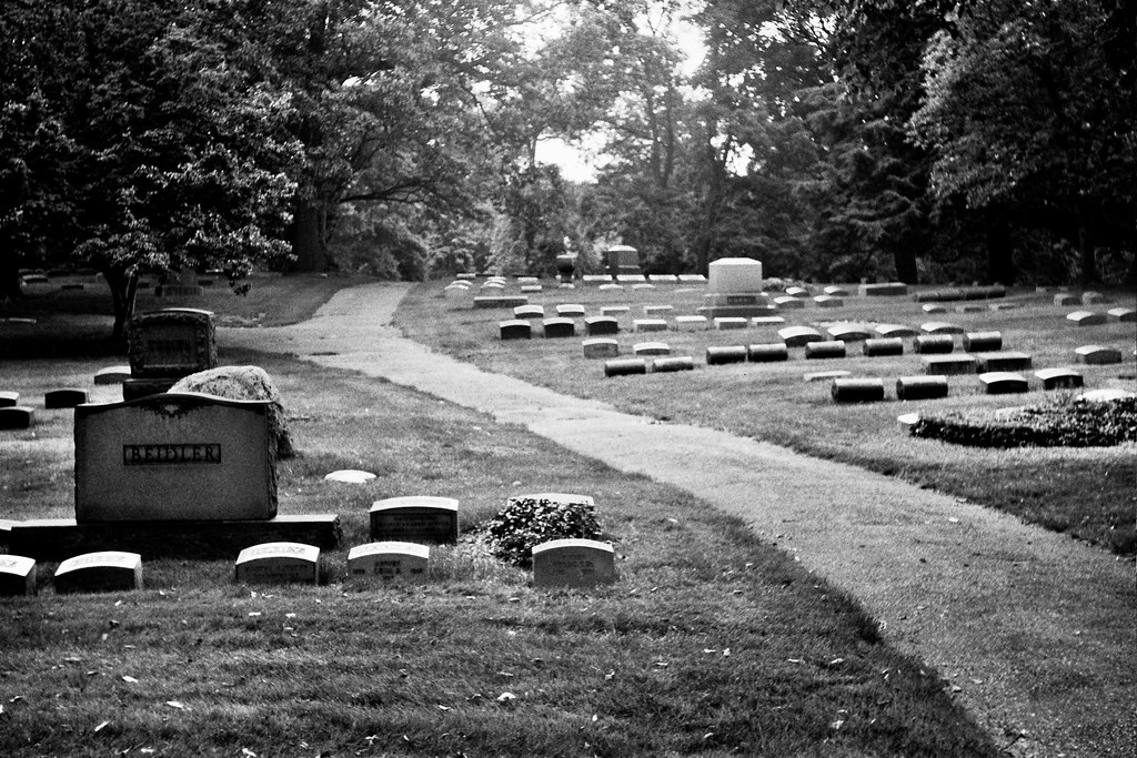 Lake View Cemetery, Cleveland. Argus C3 Alex Guo Flickr