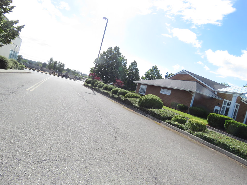 IMG_0015 Bell Creek Plaza Andy Nystrom Flickr