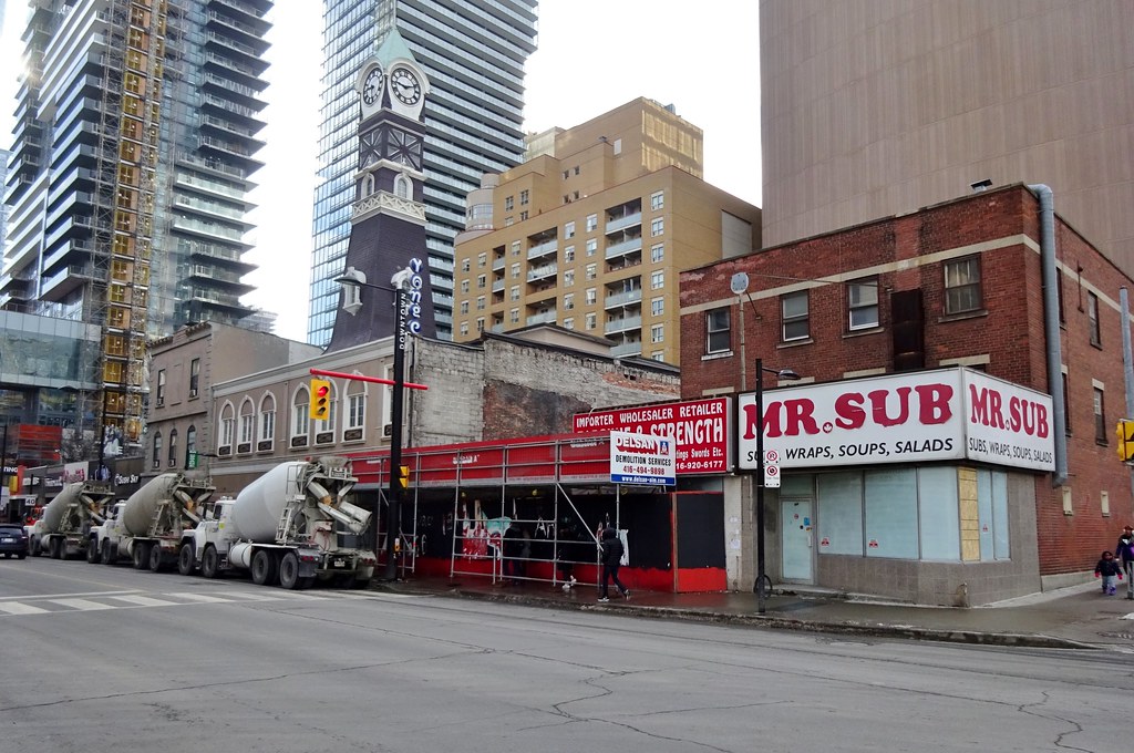 480494 Yonge St., Toronto 2018 Site of new condo develo… Flickr