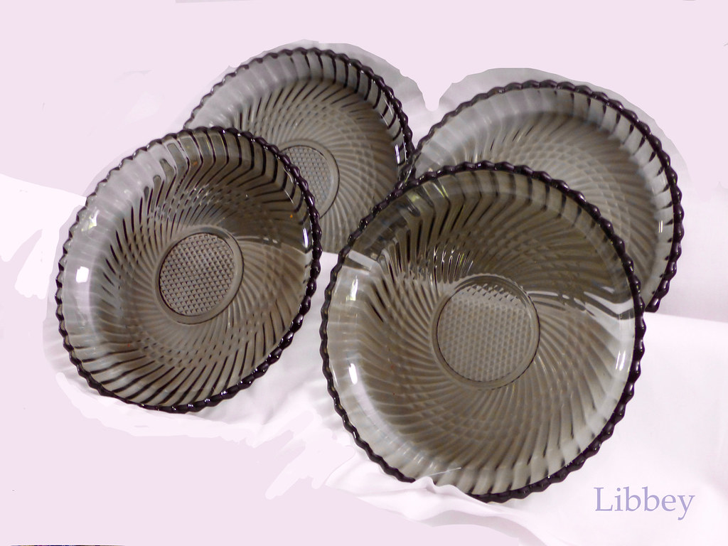Glass Plates I have 12 of these vintage Libbey desert/sala… Flickr