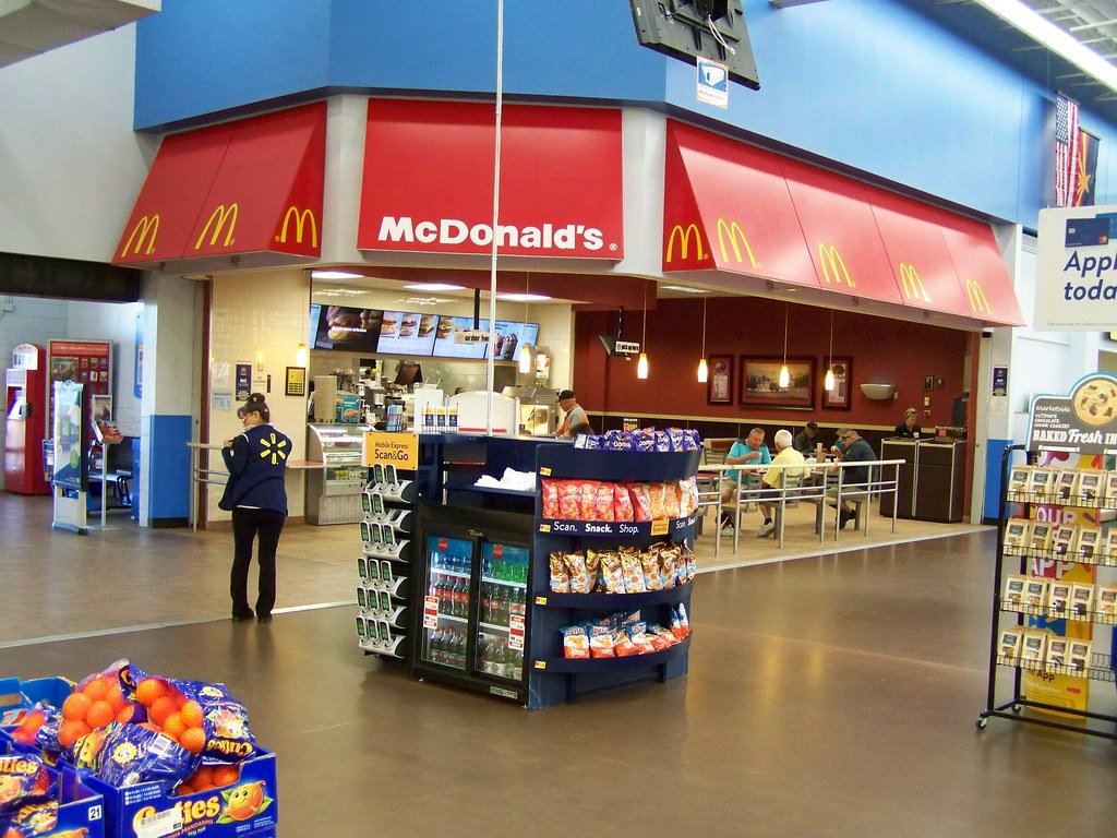 100_3893 8151 East 32nd Street,Yuma,Arizona Wal*Mart ncokecan