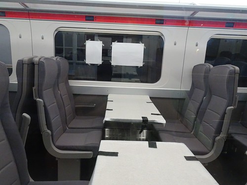 800 202 Seats LNER Craigentinny Aberdeen Class 800 Azu… Flickr