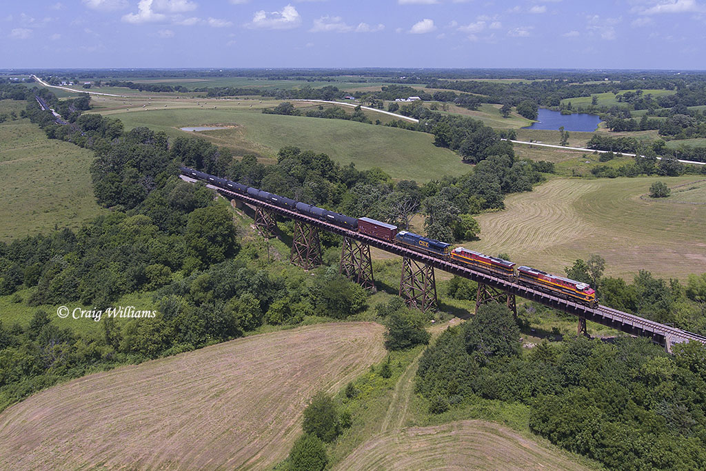 KCS 4704 Northbound 575 West of Blakesburg IA A visit to m… Flickr
