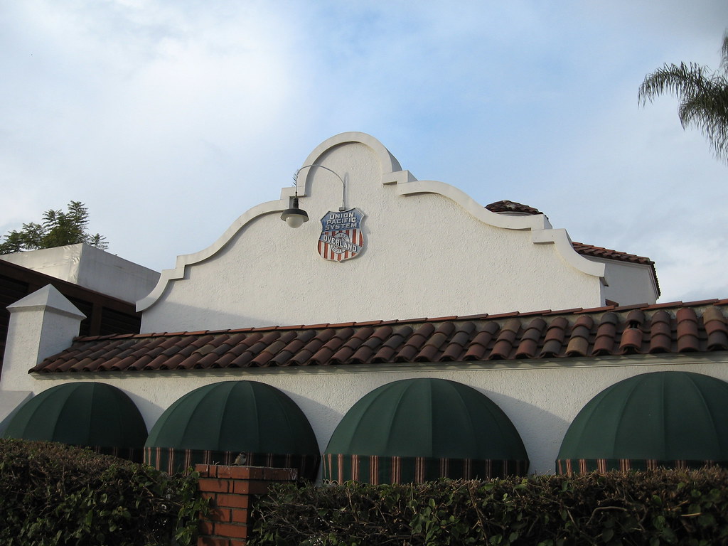 IMG_0057 The Old Spaghetti Factory at Fullerton CA. It is … Flickr