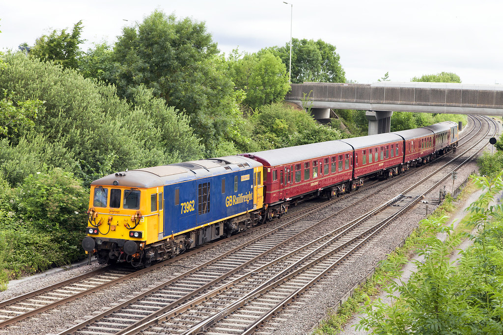 73963 & 73962 1Z73, Didcot North Jnc.20062018. 73963