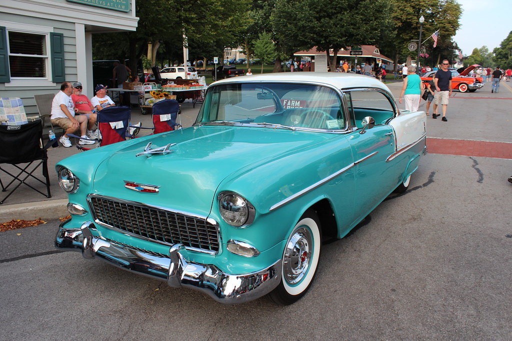 Akron Cruise Camaro & Mustang 043 Gary Swiatowy Flickr