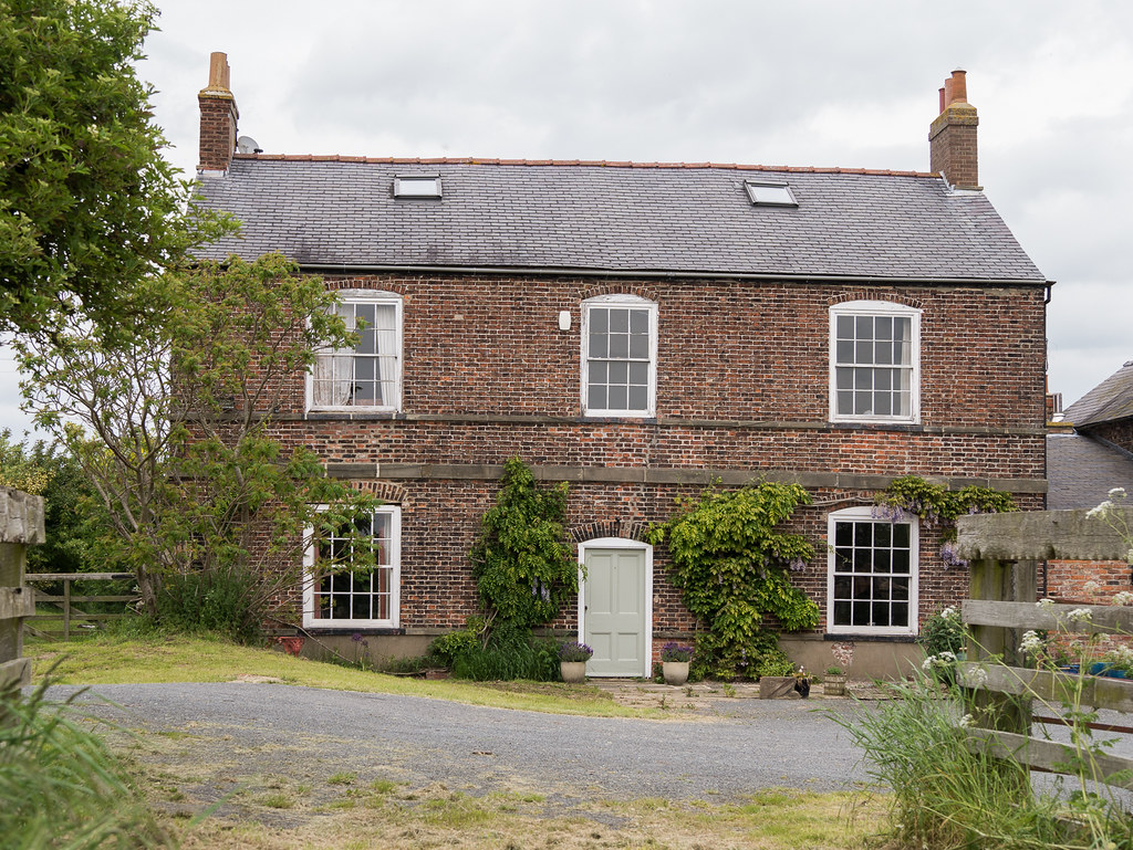 Farmhouse at Mill Farm, Kirk Hammerton Geoffrey Thompson Flickr