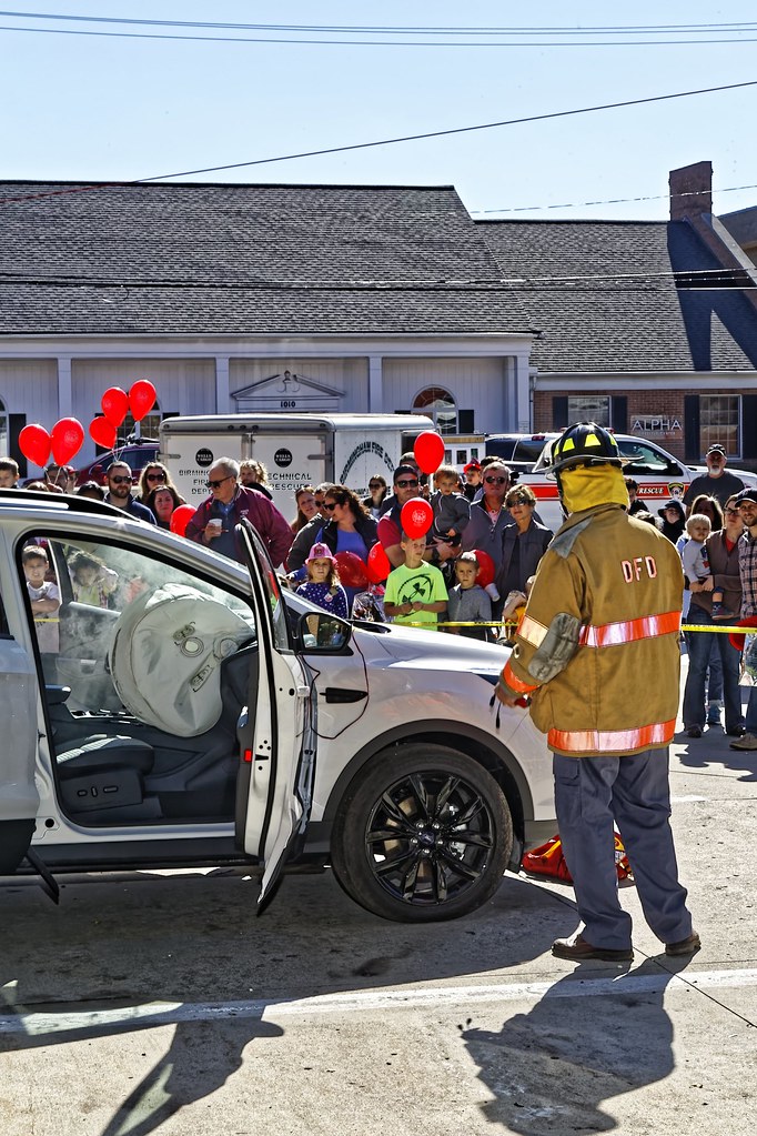 _MG_8601_DxO Airbag going off at the Birmingham MI Fire De… Flickr