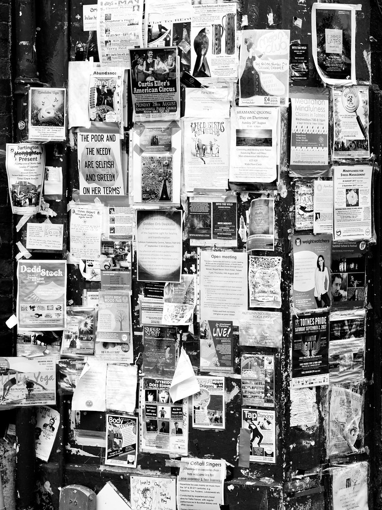 BW Notice Board in Totnes 2 Noticeboard in Totnes, Devon. … Flickr