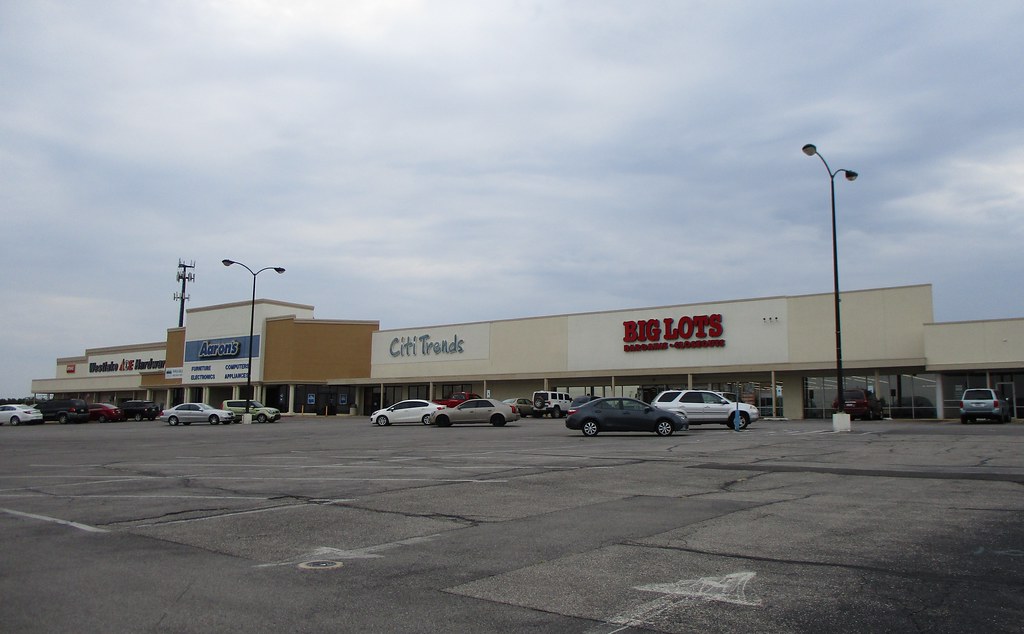 Woolco Discount Store Midwest City,OK Former Woolco Discou… Flickr
