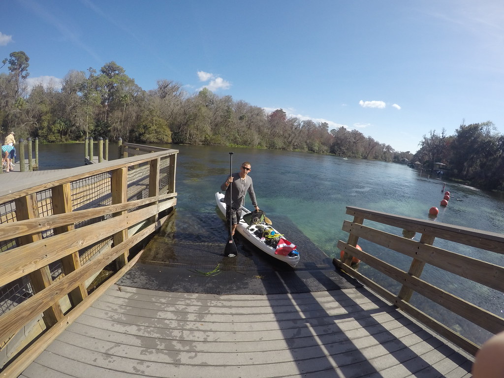 rainbowriverHYlunch HP Hole Boat area at Rainbow River Yaroslav Golubev Flickr