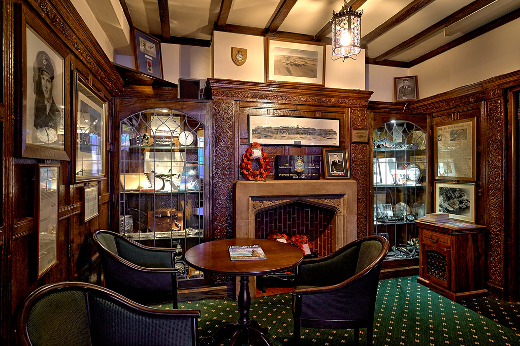 The Squadron Bar Petwood Hotel, Woodhall Spa. Lincolnshire… Flickr