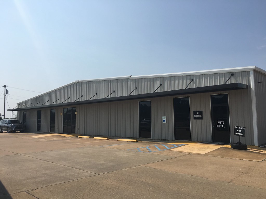 Ross Bus & Equipment Sales Inc. (Alexandria LA) andre schexnayder