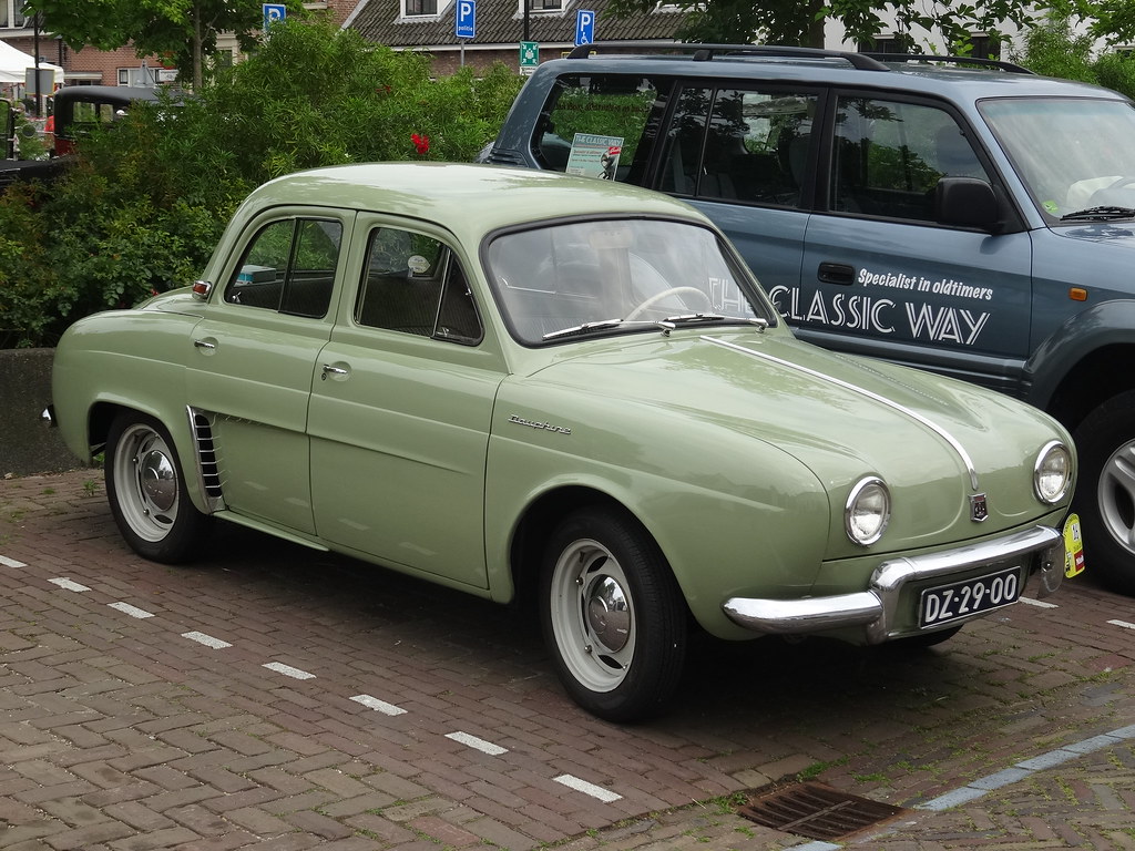 1957 Renault Dauphine The Dauphine was introduced by Renau… Flickr