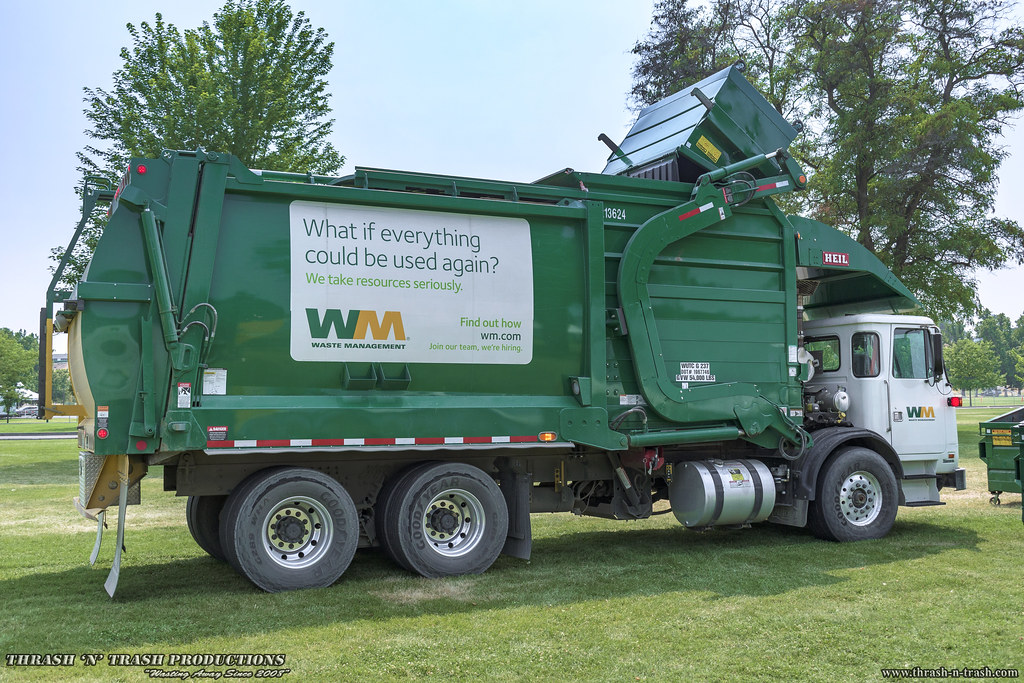 Autocar ACX Heil Half/Pack Freedom Garbage Truck Flickr