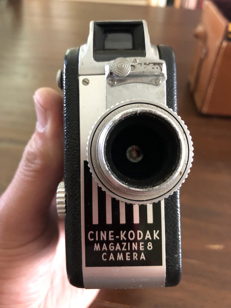 Vintage Video Cameras Various 8 and 16 MM vintage video am… Flickr