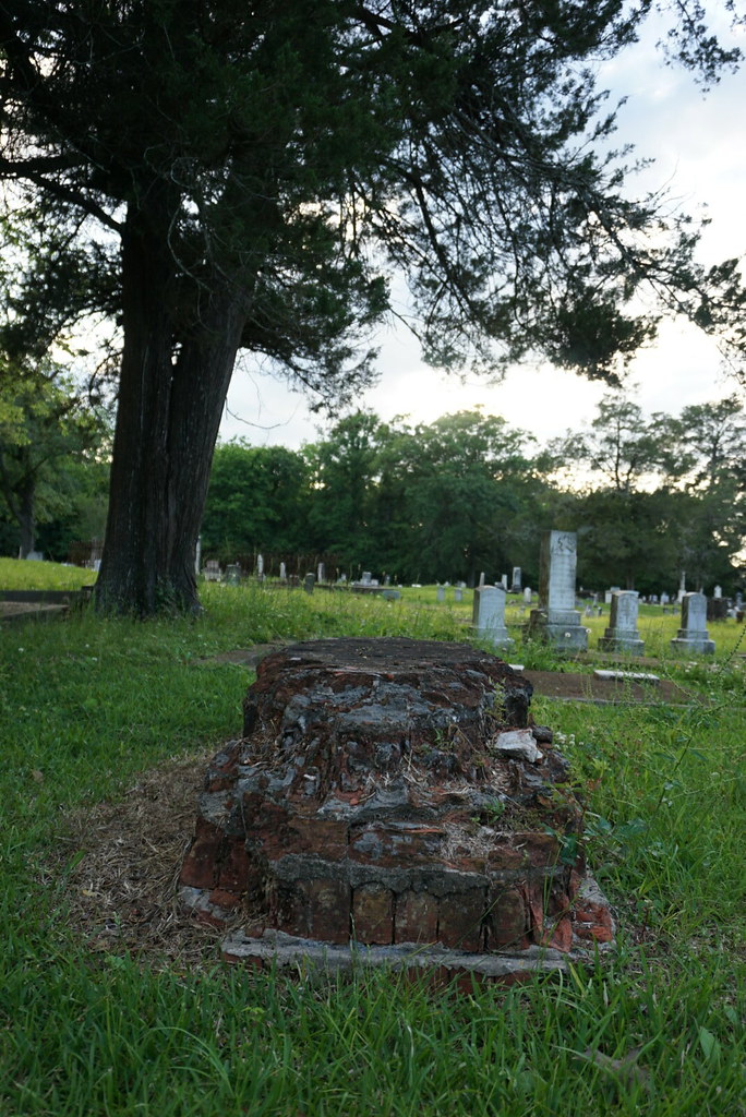 Rapides Parish Cemetery, Pineville, Louisiana B_r_i_d_g_e_t Flickr