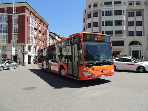 DSCN4091 Autobuses Urbanos de Burgos 158 8572 JBV Mercedes… Duncan