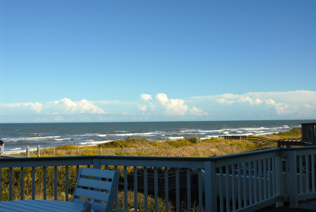 Carolina Blue Skies in Pine Island, OBX View from top deck… Flickr