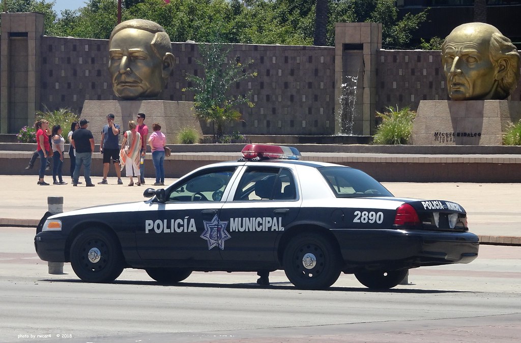 Ensenada, Baja California, Mexico Police Ford Crown Vict… Flickr